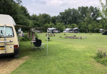 Camping de nachtegaal